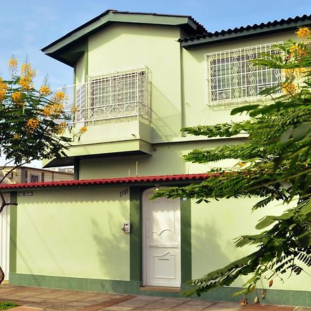 Hotel Jeshua Simmonds Guayaquil Ngoại thất bức ảnh