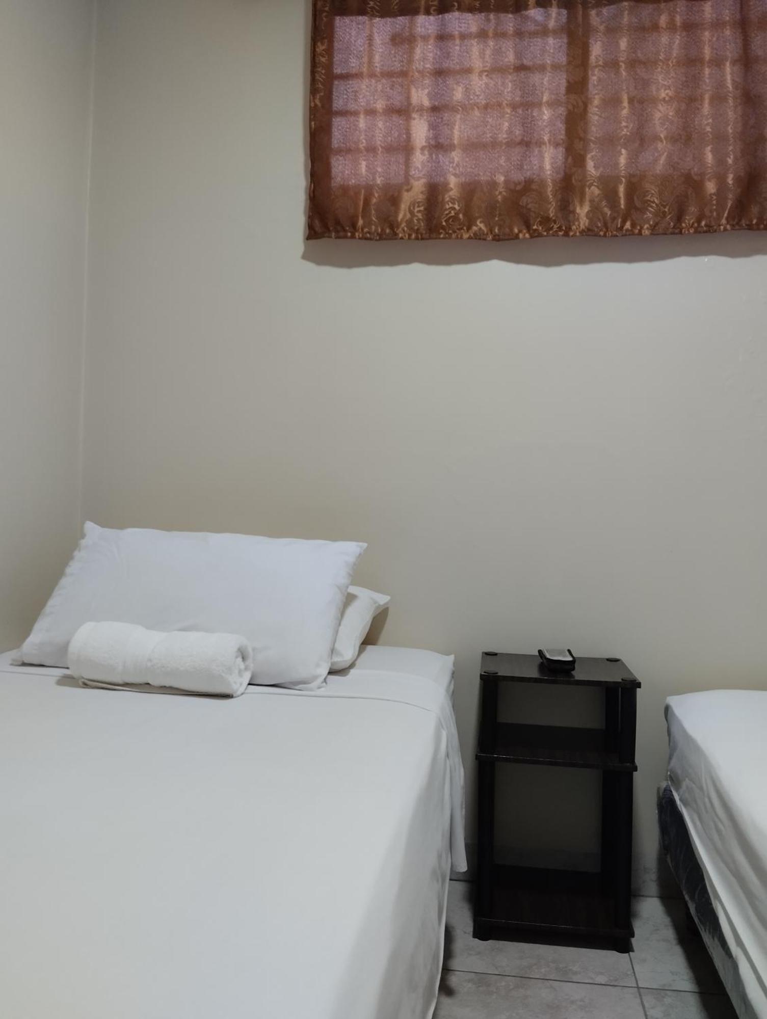 Hotel Jeshua Simmonds Guayaquil Ngoại thất bức ảnh