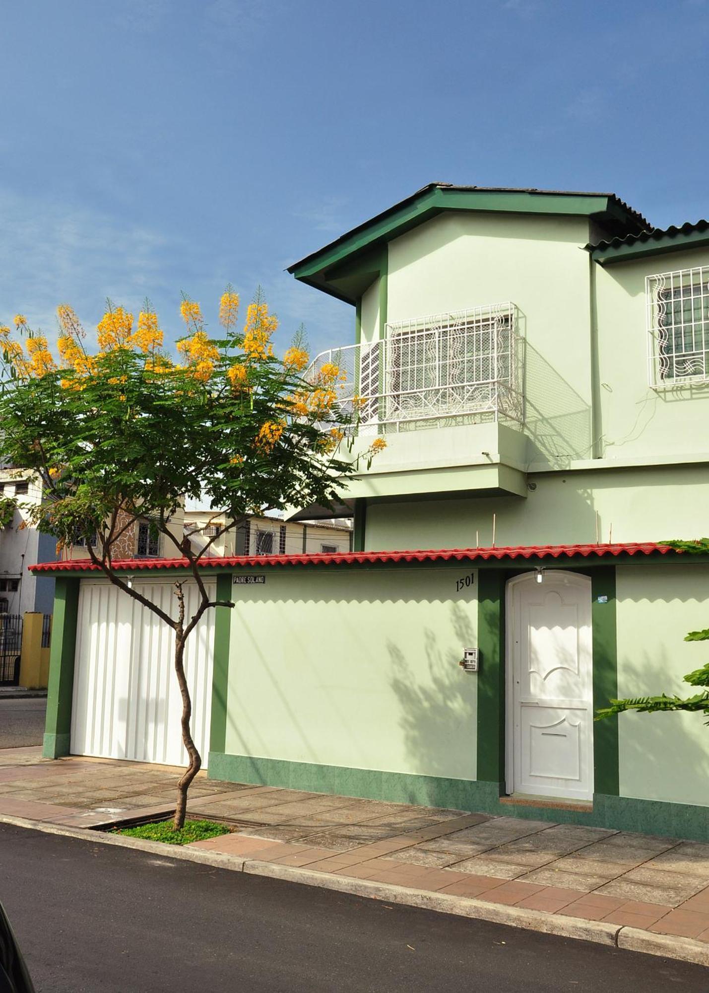 Hotel Jeshua Simmonds Guayaquil Ngoại thất bức ảnh